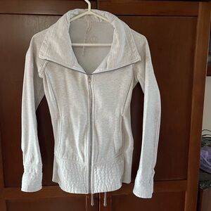 Lululemon Size 4 Grey, Zip Up
